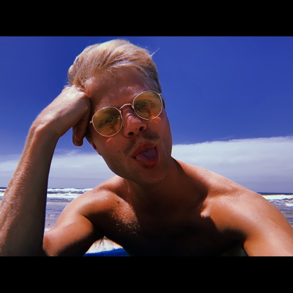 Meet your Posher, Jacob - Picture 6 of 13